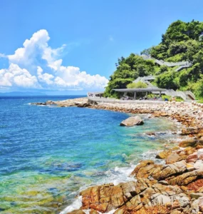 Dameisha Beach