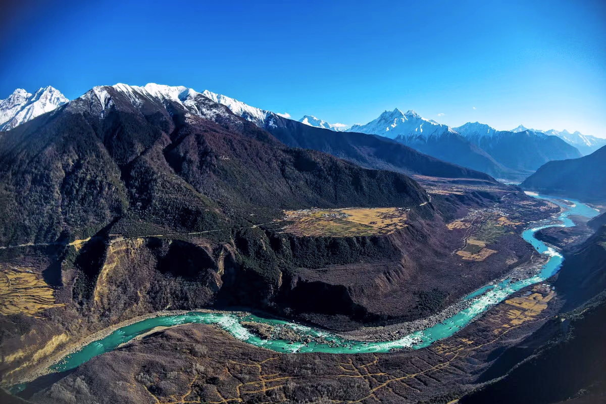 Vallée de Yarlung Tsangpo tibet