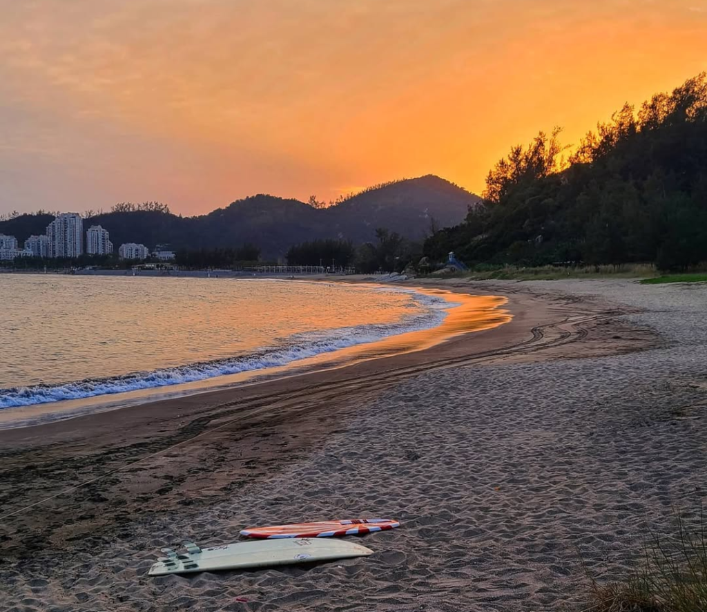 plage de hac sa à macao le soir