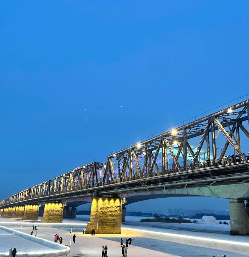 fleuve songhua gelé l'hiver